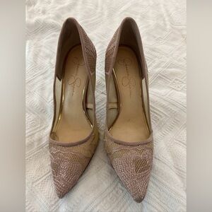Jessica Simpson Blush/Nude Lacy Pumps/Heels Size 9M